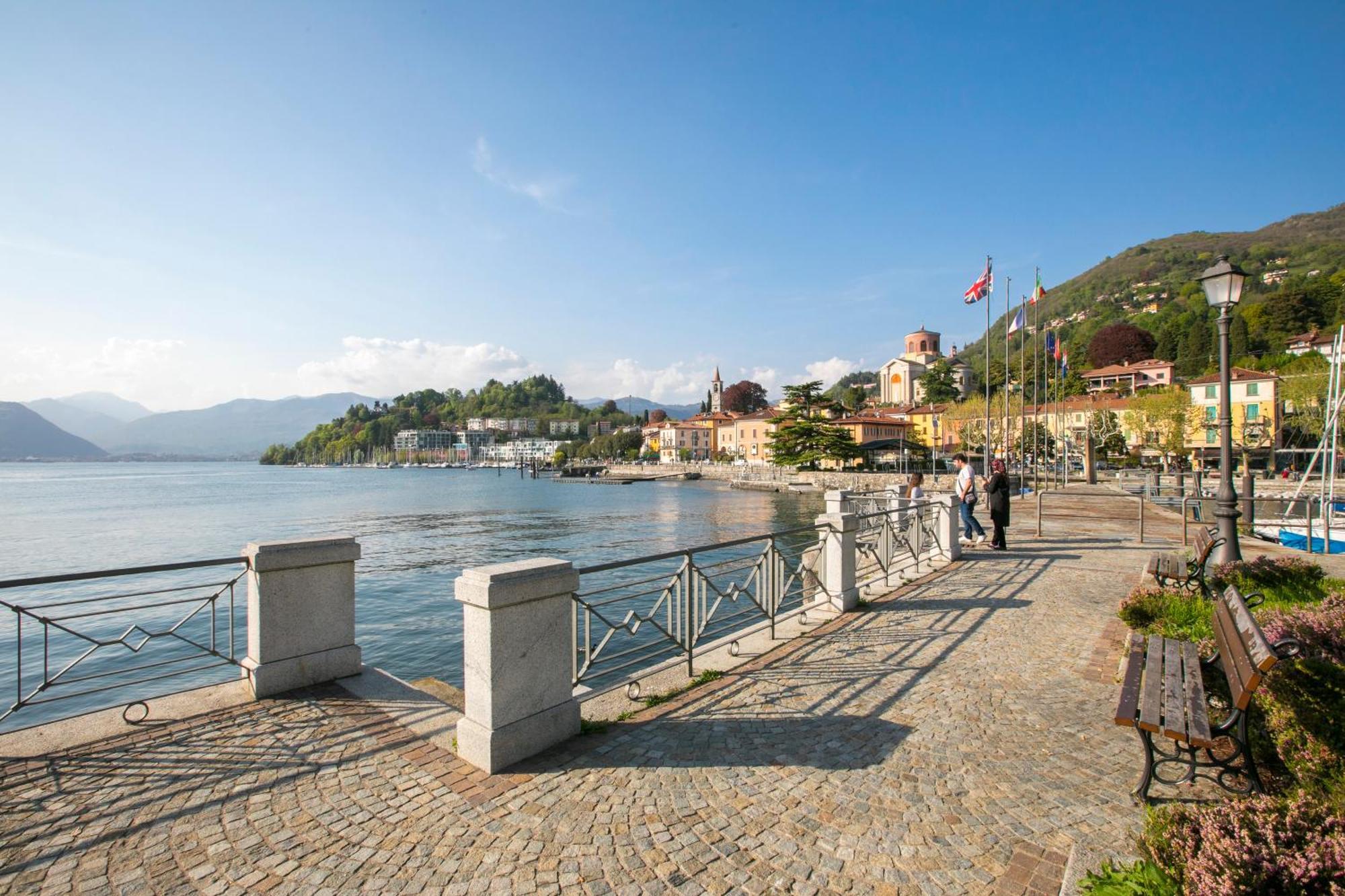 Appartamento Il Golfo Lake View - Happy Rentals Лавено Екстериор снимка