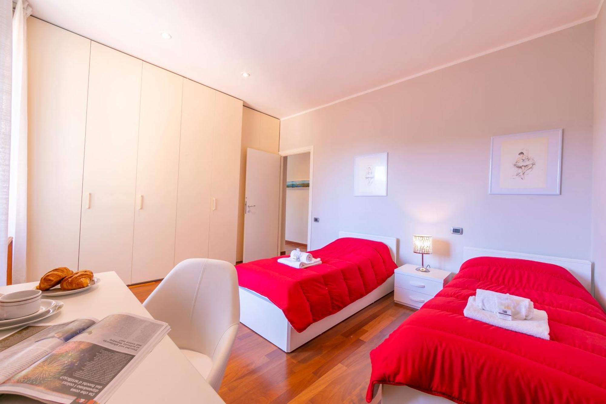 Appartamento Il Golfo Lake View - Happy Rentals Лавено Екстериор снимка
