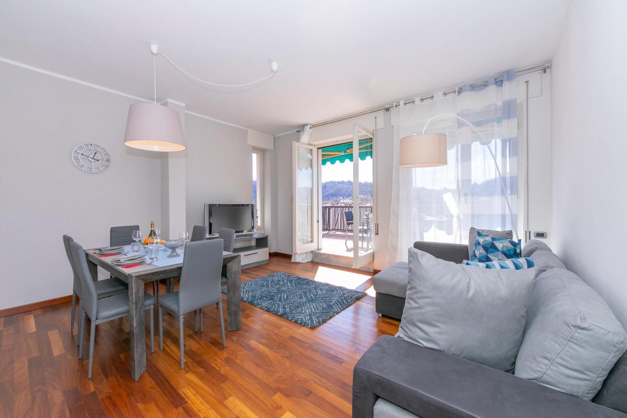 Appartamento Il Golfo Lake View - Happy Rentals Лавено Екстериор снимка