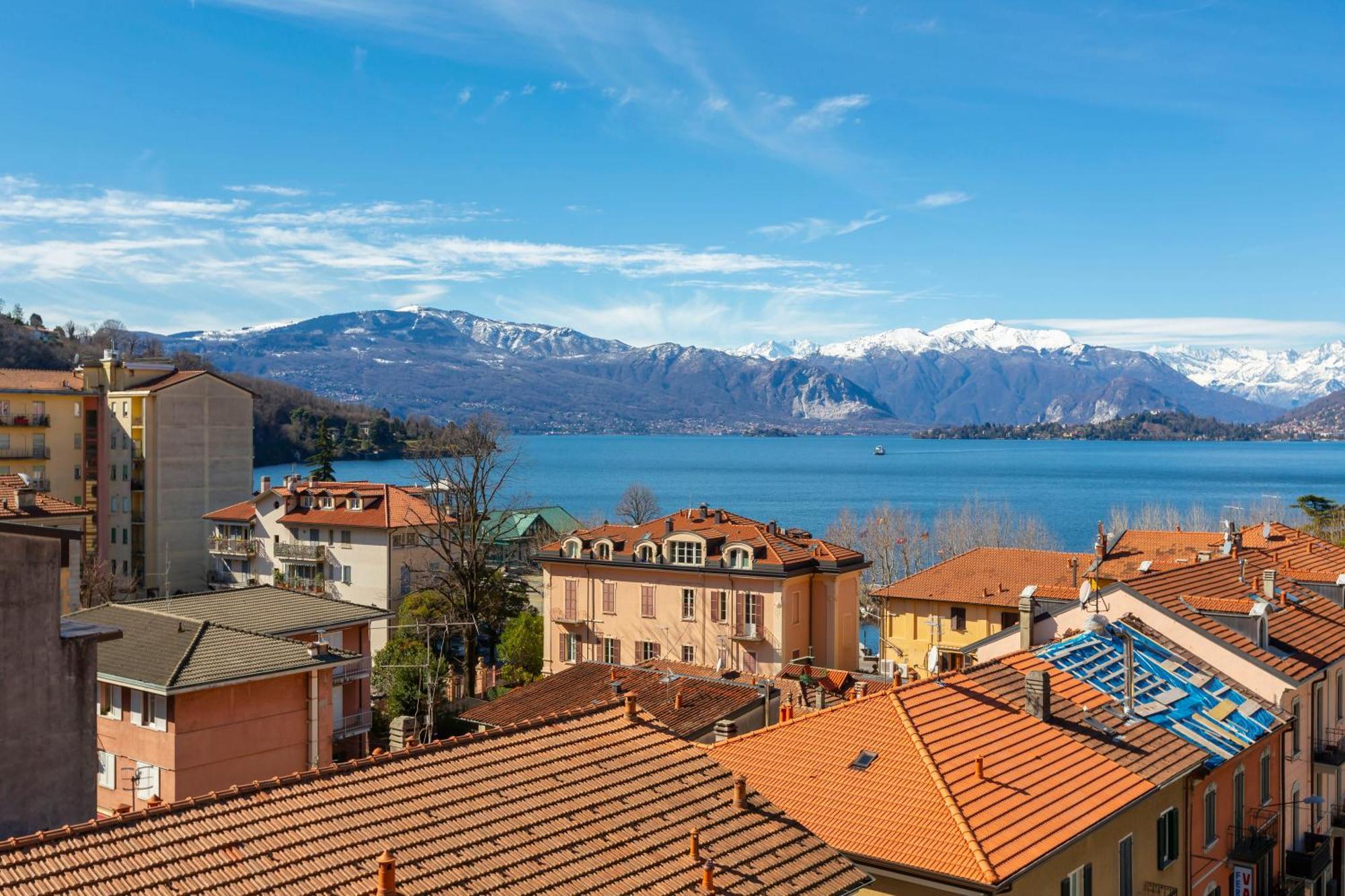 Appartamento Il Golfo Lake View - Happy Rentals Лавено Екстериор снимка