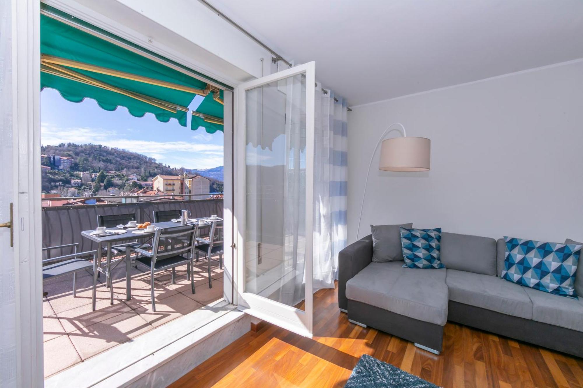 Appartamento Il Golfo Lake View - Happy Rentals Лавено Екстериор снимка
